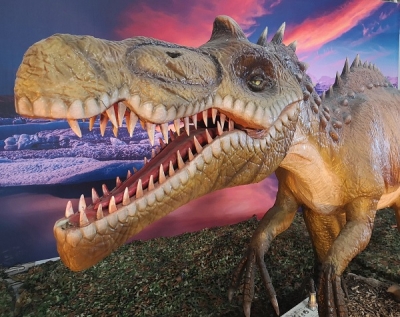 Alla Fiera del Levante arrivano i giganti preistorici del “Living Dinosaurs”