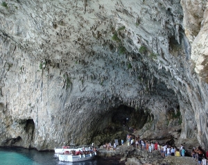 La leggenda della Grotta Zinzulusa