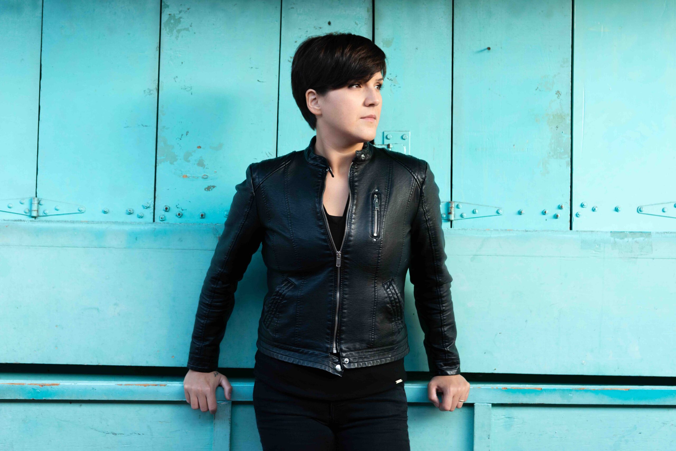 Irene Loche: Esce venerdì 9 maggio il nuovo singolo “Keep Walking”